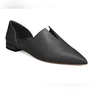 Vince Darlington Flat